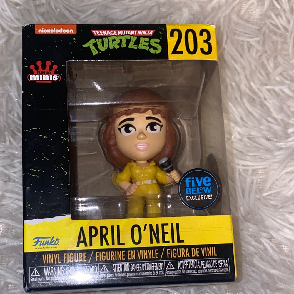Funko Minis April O’Neil #203 TMNT Five Below Exclusive Vinyl Figure
